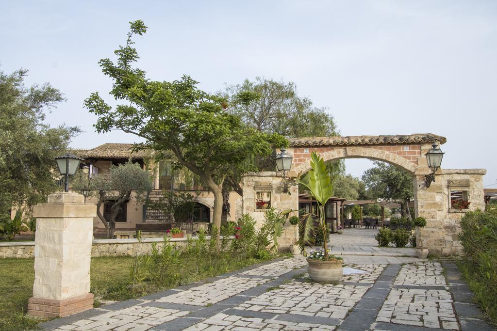 B&B Casale Siciliano Di Miryam Tiralongo Avola Exterior foto